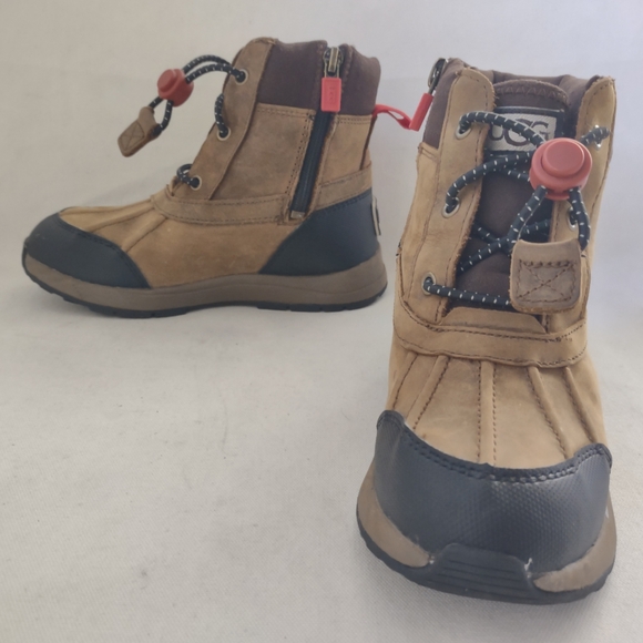 UGG Turlock Leather Winter Boots Shearling Insulated Brown Children's Sz 13 EX! - Picture 1 of 12